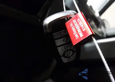 2018 Ford Expedition Limited из США, поврежденный, VIN 1FMJU2AT0JEA44951